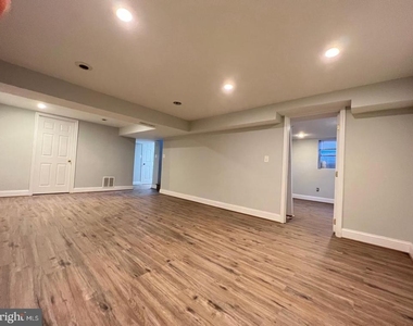 11812 Timber Lane - Photo Thumbnail 3
