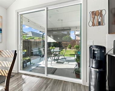 2405 Gabriels Horn Rd - Photo Thumbnail 27