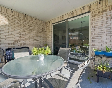 2405 Gabriels Horn Rd - Photo Thumbnail 28