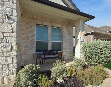 2405 Gabriels Horn Rd - Photo Thumbnail 29