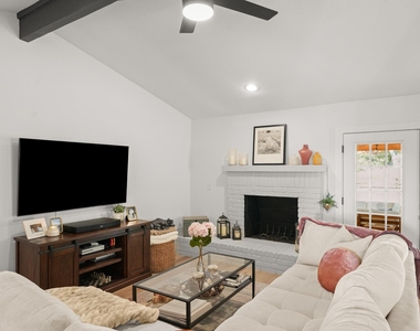 8200 Dunn St - Photo Thumbnail 12