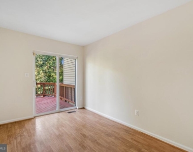 9632 Hadleigh Court - Photo Thumbnail 45