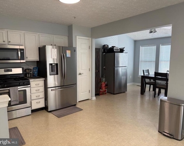 2161 Haven Oak Court - Photo Thumbnail 15