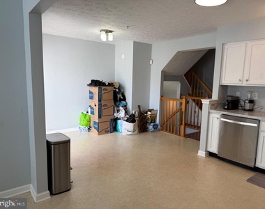 2161 Haven Oak Court - Photo Thumbnail 12