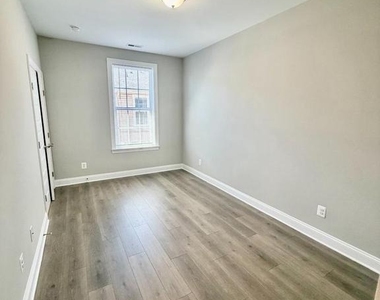 43 E Gordon Street - Photo Thumbnail 15