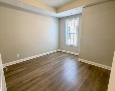 43 E Gordon Street - Photo Thumbnail 8
