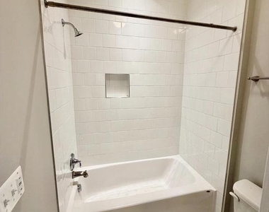 43 E Gordon Street - Photo Thumbnail 14