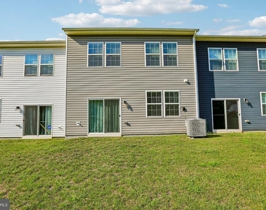 671 Beadlilly Way - Photo Thumbnail 24