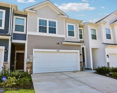 671 Beadlilly Way - Photo Thumbnail 2