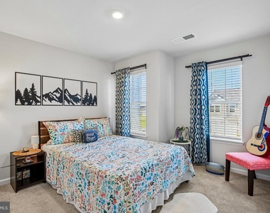 671 Beadlilly Way - Photo Thumbnail 21
