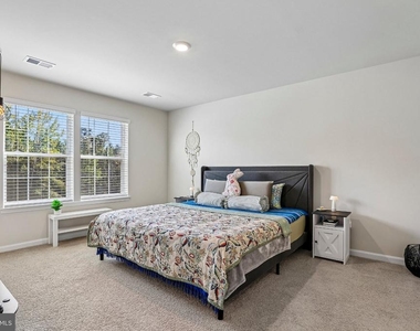671 Beadlilly Way - Photo Thumbnail 15