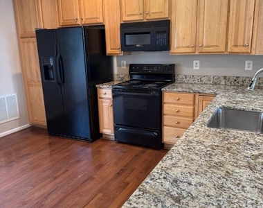 6510 Daytona Court - Photo Thumbnail 9