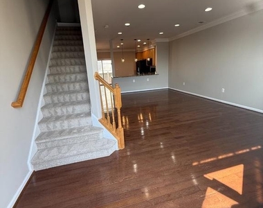 6510 Daytona Court - Photo Thumbnail 2