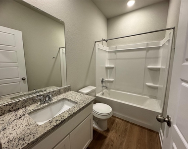 131 Schrader Dr - Photo Thumbnail 23