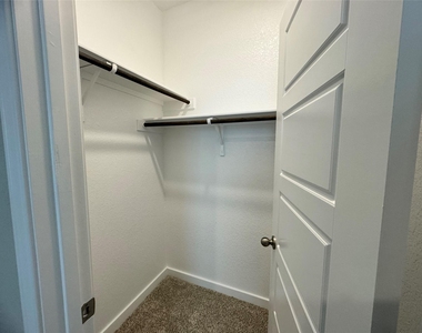 131 Schrader Dr - Photo Thumbnail 27