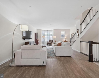 8463 Randell Ridge Road - Photo Thumbnail 5
