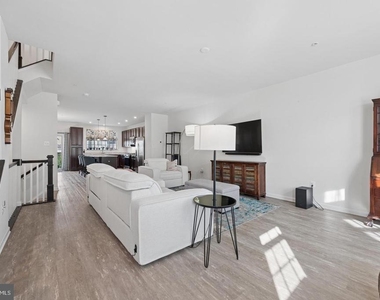 8463 Randell Ridge Road - Photo Thumbnail 7