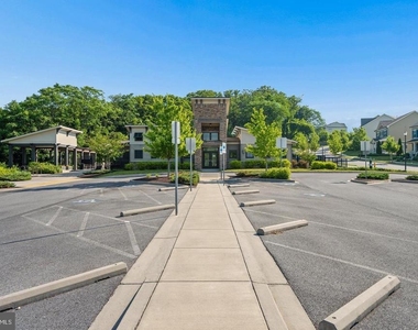 8463 Randell Ridge Road - Photo Thumbnail 58
