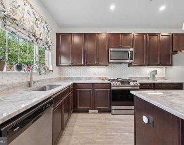 8463 Randell Ridge Road - Photo Thumbnail 14