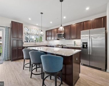 8463 Randell Ridge Road - Photo Thumbnail 11