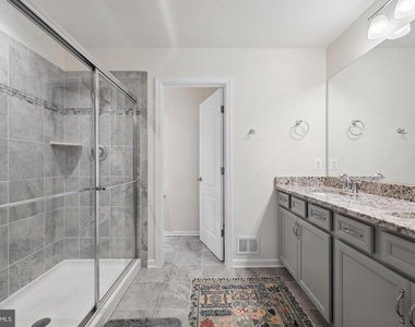 8463 Randell Ridge Road - Photo Thumbnail 36