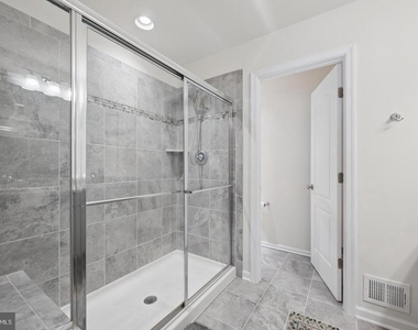 8463 Randell Ridge Road - Photo Thumbnail 37