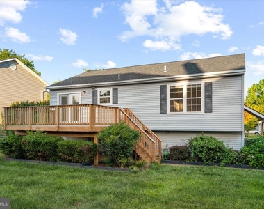 841 Briar Court - Photo Thumbnail 1