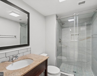 841 Briar Court - Photo Thumbnail 18