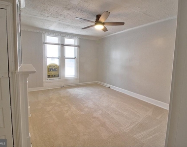 100 E 5th Street - Photo Thumbnail 8