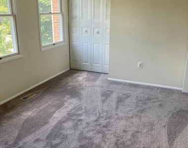 6632 Pebble Court - Photo Thumbnail 21