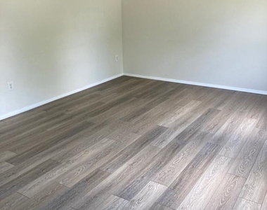 6632 Pebble Court - Photo Thumbnail 2