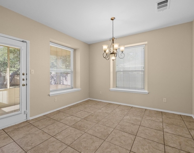 1142 Stone Forest Trl - Photo Thumbnail 7