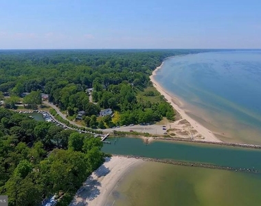 5840 Bayside Road - Photo Thumbnail 10
