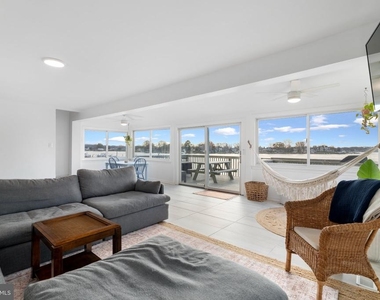 7609 Iroquois Avenue - Photo Thumbnail 14