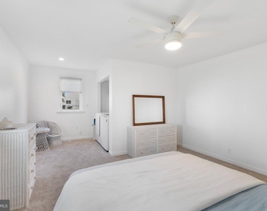 7609 Iroquois Avenue - Photo Thumbnail 31