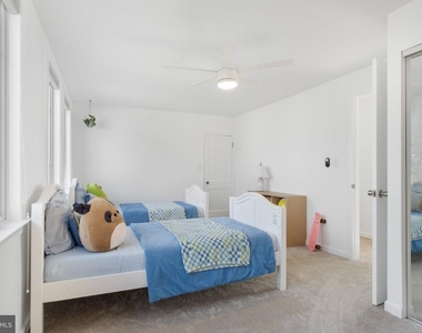 7609 Iroquois Avenue - Photo Thumbnail 43