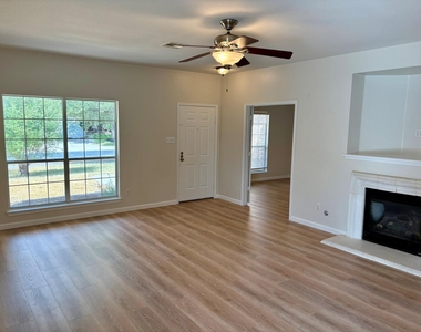 3119 Corrigan Ln - Photo Thumbnail 1