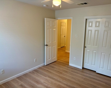 3119 Corrigan Ln - Photo Thumbnail 10