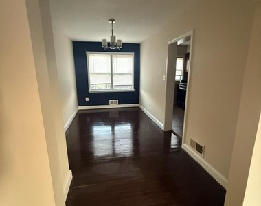 2136 Redthorn Road - Photo Thumbnail 3