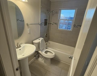 2136 Redthorn Road - Photo Thumbnail 12