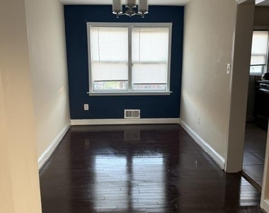 2136 Redthorn Road - Photo Thumbnail 4
