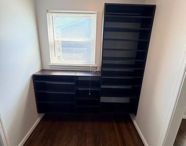 9811 Southall Road - Photo Thumbnail 10