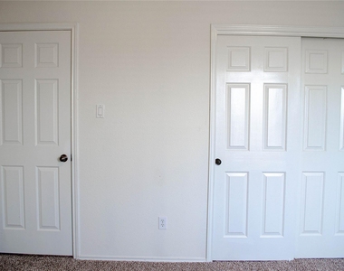 14213 Willow Tank Dr - Photo Thumbnail 17