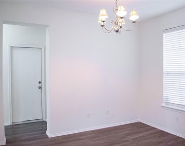 14213 Willow Tank Dr - Photo Thumbnail 5