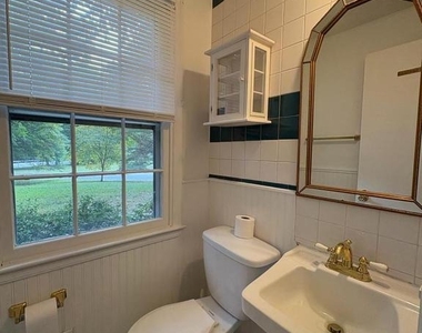 3306 Whitesworth Road - Photo Thumbnail 12