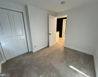 9 Garobe Court - Photo Thumbnail 21