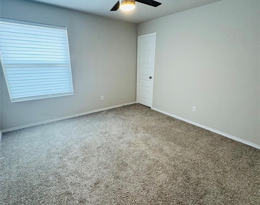 13535 Lily Ln - Photo Thumbnail 20