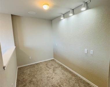 13535 Lily Ln - Photo Thumbnail 14