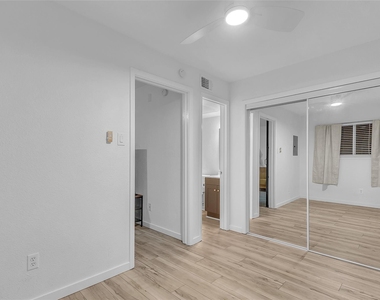 1840 Burton Dr - Photo Thumbnail 8