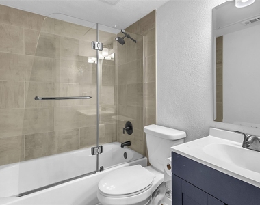 1840 Burton Dr - Photo Thumbnail 5